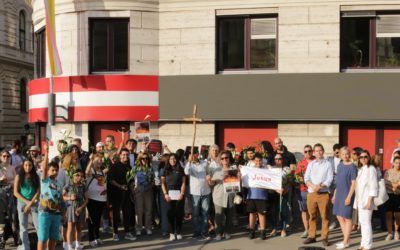 Bericht über die Protestaktion gegen Kreuzverbrennungen